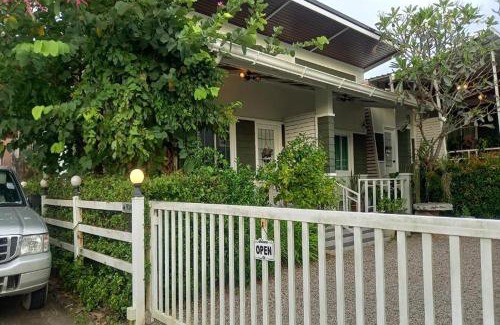 Krabi Bed & Breakfast | Bann Kam B&B