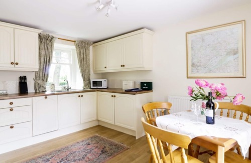 Newtyle Cottage | BANNATYNE LODGE, pet friendly, character holiday cottage in Newtyle