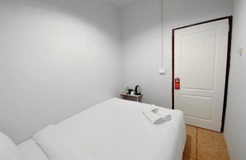 San Chao Pho Suea Apartment | BAO San Chao Pho Sua - BAO ศาลเจ้าพ่อเสือ