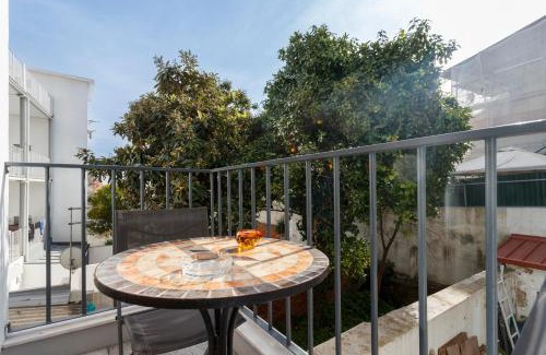 Santa Engracia Apartment | Barbadinhos Apartments in Lisbon Historic Neighborhood