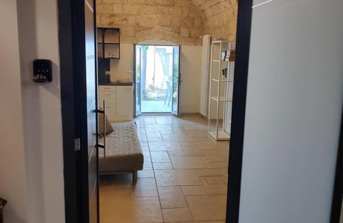 Capurso Apartment | BariMetro Garden