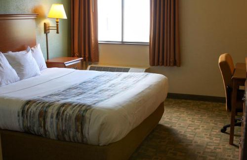 Superior Resort | Barkers Island Inn Resort & Conference Center