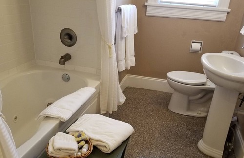 Downtown Little Rock Cabin | Barkley Cottage - 1 Bedroom