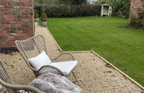 Long Marston House | Barn Conversion on the Edge of the Cotswolds. Cycle Route to Stratford Upon Avon