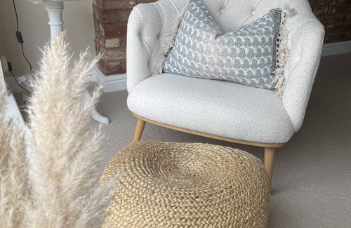 Long Marston House | Barn Conversion on the Edge of the Cotswolds. Cycle Route to Stratford Upon Avon