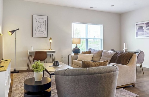Wayne Apartment | Barsala l Charming 2BD with Fitness Center