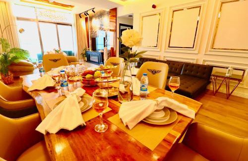 Dubai Marina Apartment | Barsana - Seaside Luxury 2BDR - Panoramic Marina & Sea Views