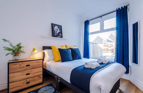 Eccles House | Barton House - Sleeping 10