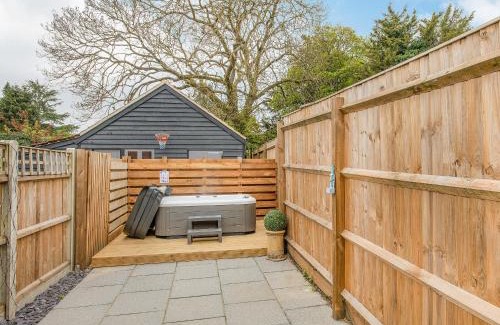 Foxley House | Barwick Lodge