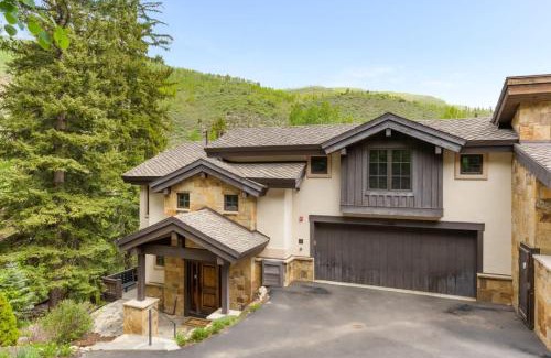Innsbruck Meadows House | Basingdale Hollow - For 10