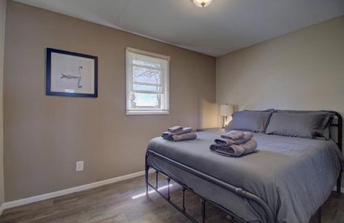 Clitherall House | Bass Cabin at Spitzer Lake and Waterfront Views