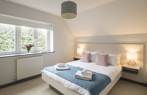 Southampton Apartment | Bassett Green by Viridian Apartments