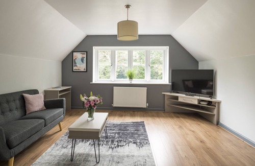 Southampton Apartment | Bassett Green by Viridian Apartments