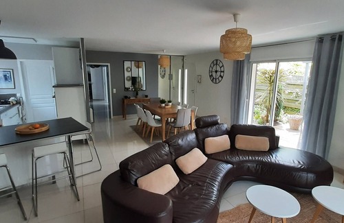 Lanton House | Bassin d'Arcachon, air-conditioned vacation home in a quiet location near the beach