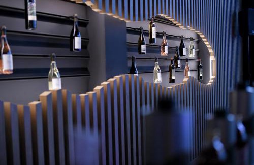 Le Puy-Sainte-Reparade Apartment | Bastide Domaine Tour Campanets