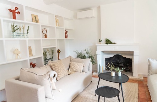 Oppede House | Bastide du Mourre - Fontenille Collection