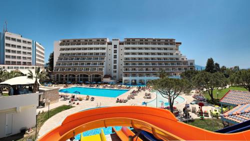 Kusadasi Resort | Batıhan Beach Resort & Spa