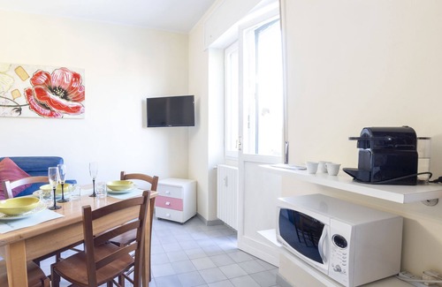 Bovisa Apartment | Bausan Studio Flat by Interhome