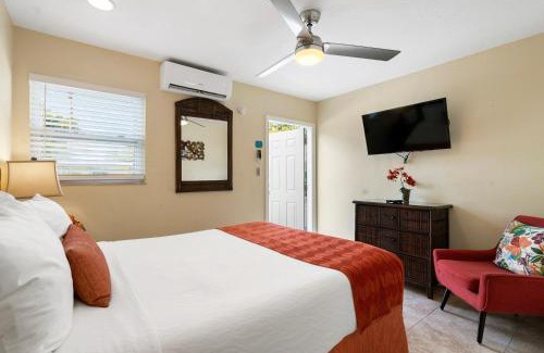 Rock Harbor Cabin | Bay Harbor Lodge