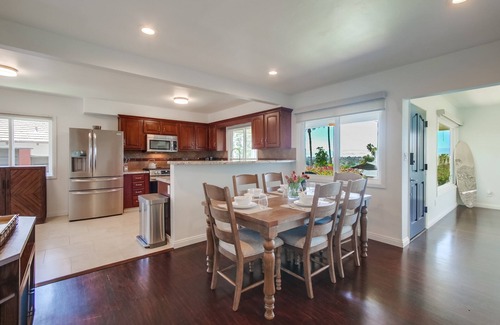 Bay Park House | Bay Park Breeze - Minutes to Sea World, The Beach & Downtown