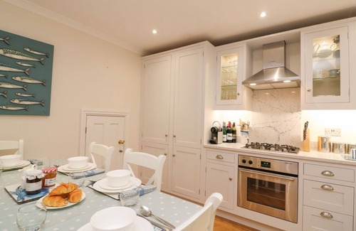 Thurlestone House | BAY TREE COTTAGE, family friendly, with a garden in Thurlestone