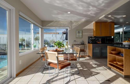 Bay Ho House | Bay View Bliss - Beach - Pool - Shops