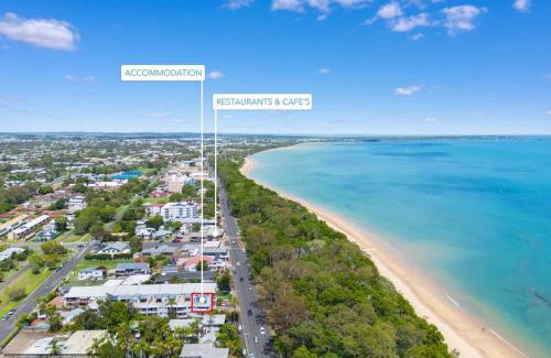 Torquay Apartment | Bay View Rooftop Escape