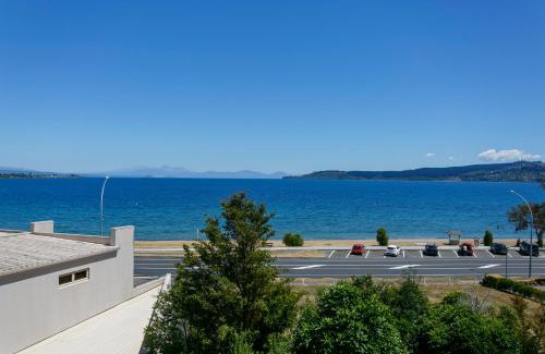 Taupo Hotel | Baycrest Thermal Lodge