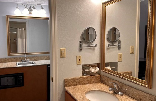 Indianapolis Hotel | Baymont by Wyndham Indianapolis Northwest