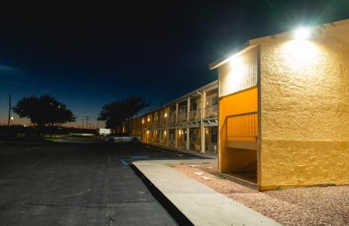 Fort Stockton Hotel | BAYMONT BY WYNDHAM