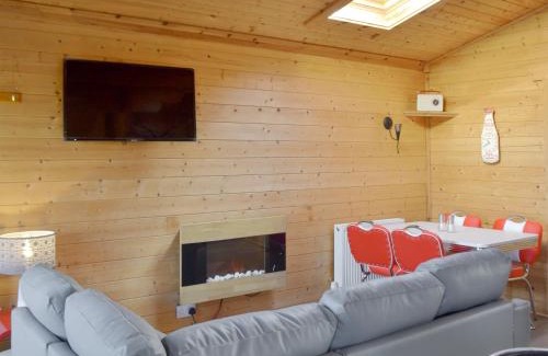 Nuneaton House | Baytree Lodge - Uk13322