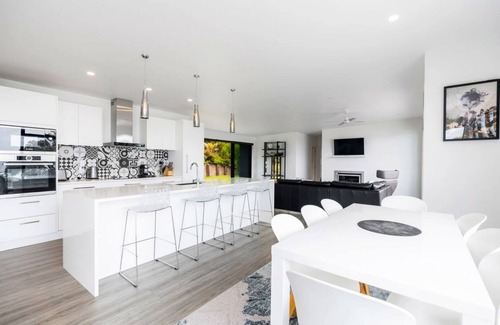 Paihia Cottage | Bayview Apartment - Paihia Holiday Apartment