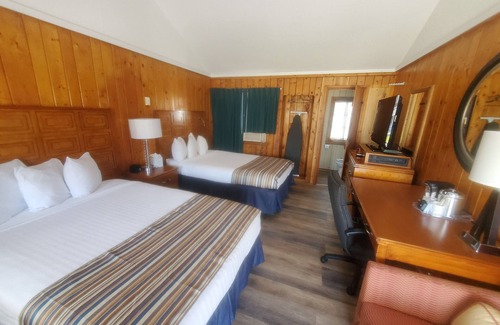St Ignace Hotel | Bayview Lakefront Motel