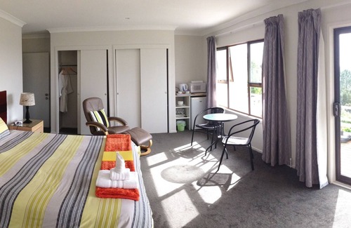 Haruru Bed & Breakfast | Baywaterviews