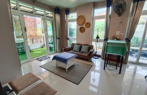 Bang Rak Phatthana Villa | Be Cute#บ้านพักเหมาหลัง 6 ท่าน เด็ก0-7ขวบพักฟรี 2 ท่าน