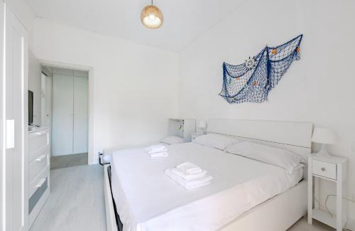 Arenzano Apartment | Beach 5 minutes away - Comfort Free Wifi & AC