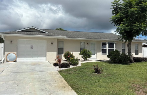 Port Saint Lucie Apartment | Beach and Mets in minutes!