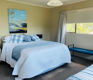Papamoa Beach Apartment | Beach Apartment