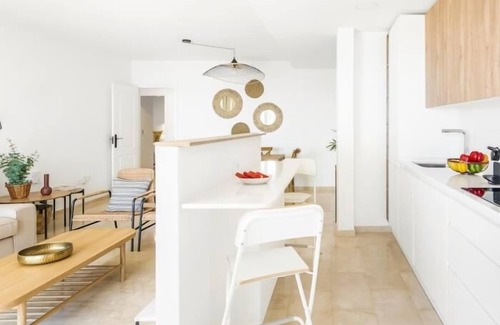 Radazul Apartment | Beach apartment with terrace and private parking