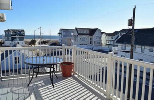 Townsend's Inlet House | Beach Block 5 Bedroom home located in Townsend Inlet- Perfect Location!