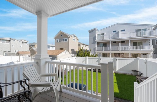 Townsend's Inlet House | Beach Block with an Ocean View Southend