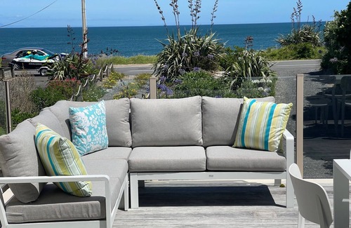 Paraparaumu House | Beach Breakaway!