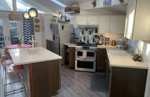 Rio del Mar House | Beach bungalow steps from the beach with hot tub!