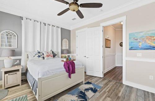 Waterside Village House | Beach Cabana