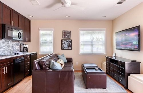 Carlsbad Apartment | Beach Casita & Spa, Steps to Ocean!