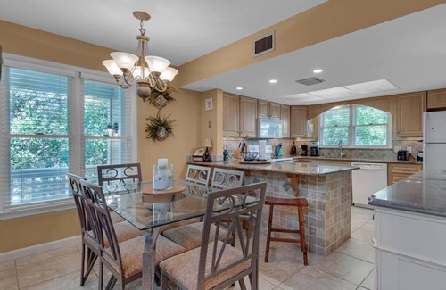 Gulf Pines Condo | Beach Cottage Private Beach Gated Heated Pool