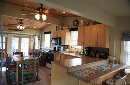 Camp Ellis House | Beach Cottage