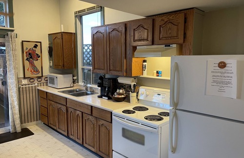 Regional District of Nanaimo Cabin | Beach Croft Cabin