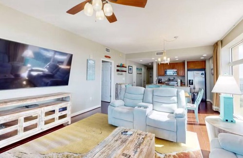 Panama City Beach Condo | ⭐Beach Front | GULF VIEWS | HUGE Balcony | Pool | Sterling Reef 501⭐