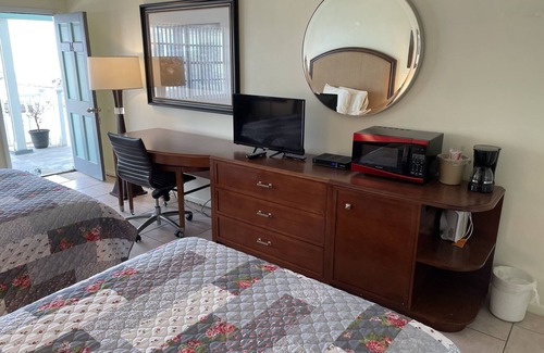 Flagler Beach Hotel | Beach Front Motel